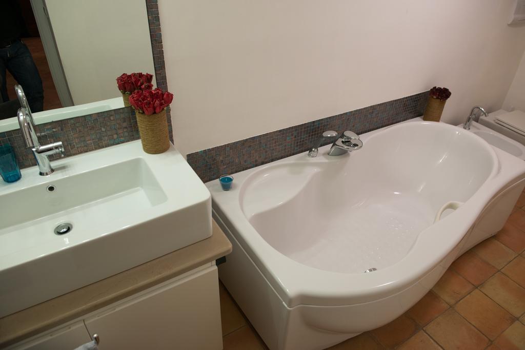 Apartament La Dimora Di Grimoaldo Salerno Pokój zdjęcie