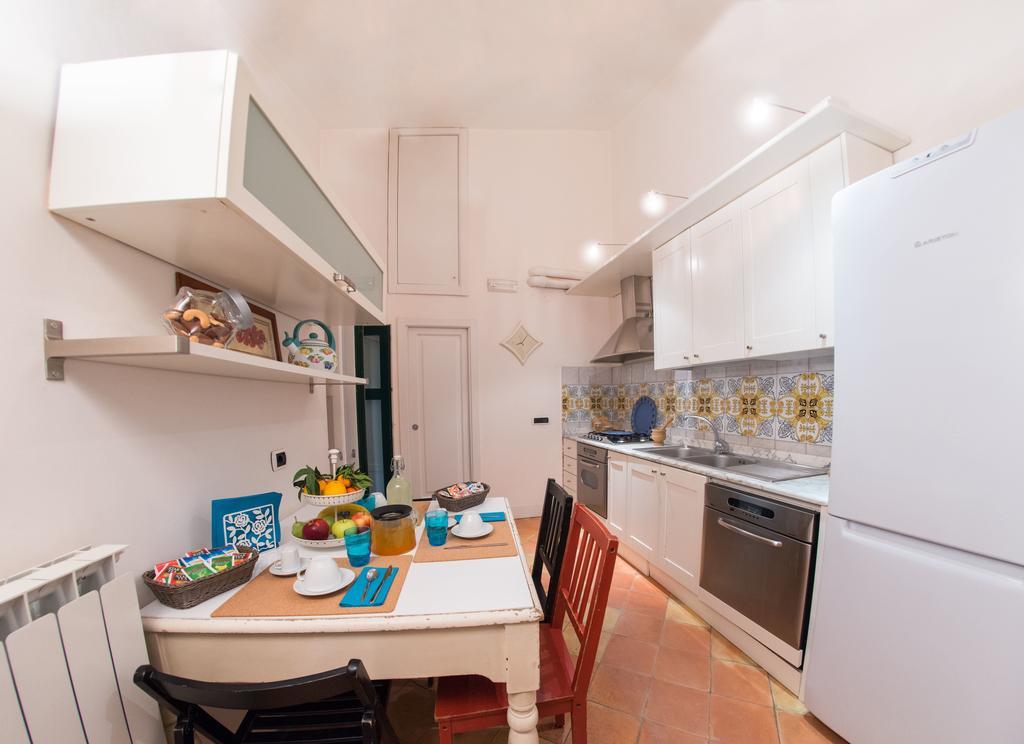 Apartament La Dimora Di Grimoaldo Salerno Pokój zdjęcie