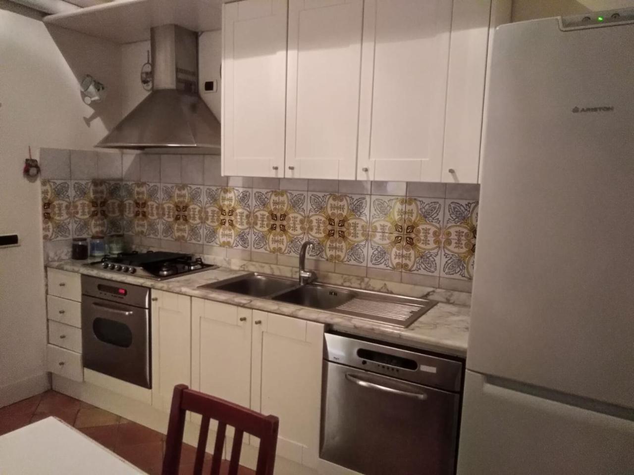 Apartament La Dimora Di Grimoaldo Salerno Pokój zdjęcie